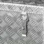 Alu Transportkiste Mod. G - Riffelblech mit Gasdruckdämpfer - Außenmaß LxBxH: 1022 x 519 x 535 mm, Rauminhalt: 250 l