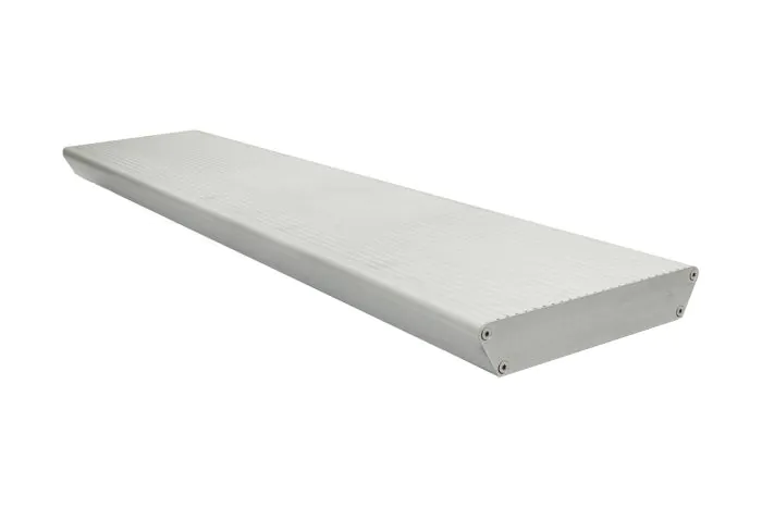 Aluminiumstufe rutschhemmend inkl. 2 Deckel und Schrauben - Ausführung: Edelstahloptik, Breite: 1000 mm, Tiefe: 270 mm