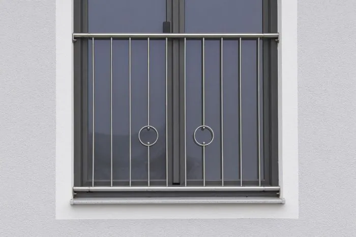 Fenstergitter Paris in Edelstahl, vormontiert