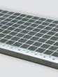 Gitterrost-Stufen 30 x 30 mm, feuerverzinkt - Breite: 700 mm, Tiefe: 270 mm