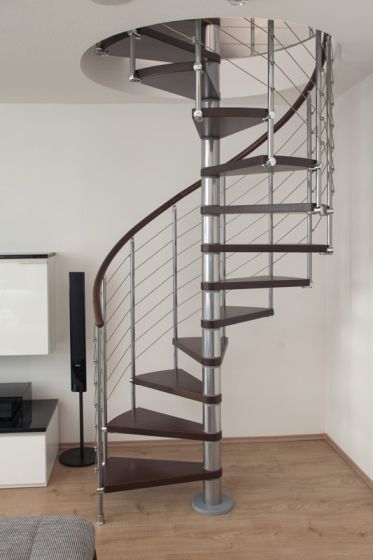 Spindeltreppe Innamincka Top - Holzart: Buche dunkel, Durchmesser: 128 cm, Metallfarbe: chrom, Abverkauf  