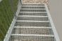 Gitterrost-Stufen 30 x 30 mm, feuerverzinkt, rutschhemmend - Breite: 900 mm, Tiefe: 240 mm