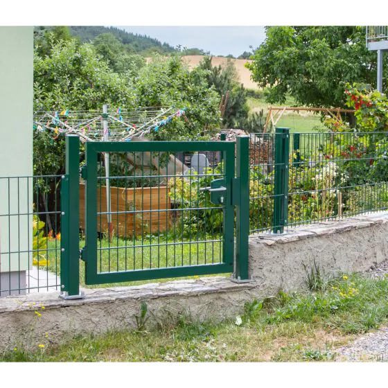 Rohrrahmenflügeltor 1-flügelig - Ausführung: grün beschichtet, Höhe: 143 cm, Durchgangslichte: 150 cm