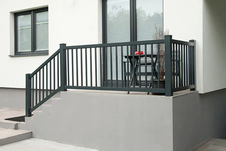 011-Alu-Stiegengeländer-Turin