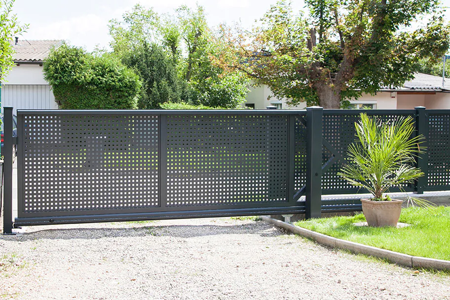004-Alu-Schiebetor-Belfast