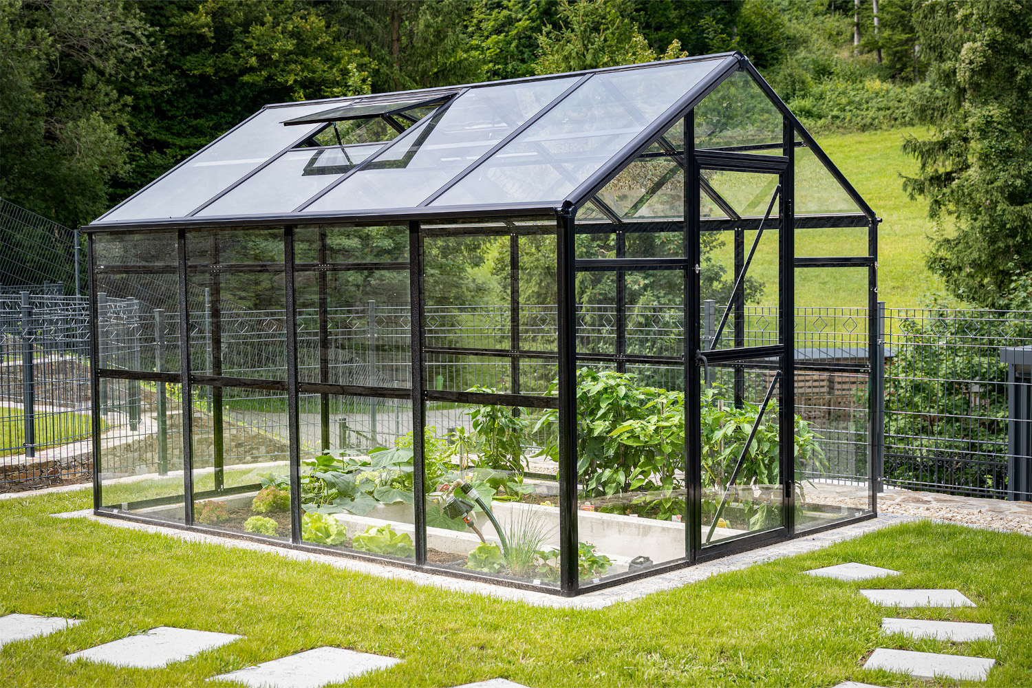 Anbauen mit System im Garten